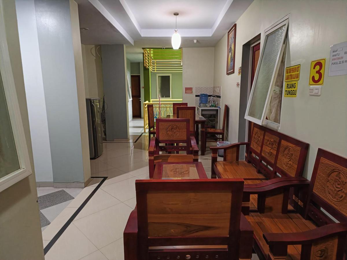 Balqies Homestay Syariah Makassar Mitra Reddoorz Eksteriør bilde